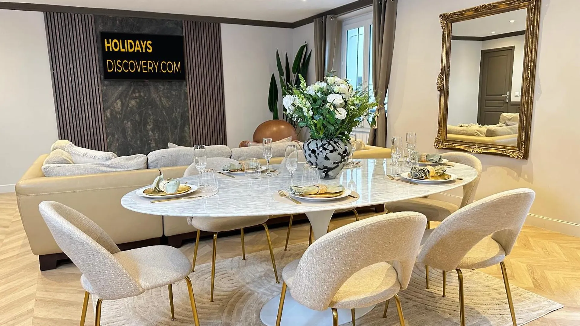 Luxury Family Getaway Near Place Vendome Daire Paris